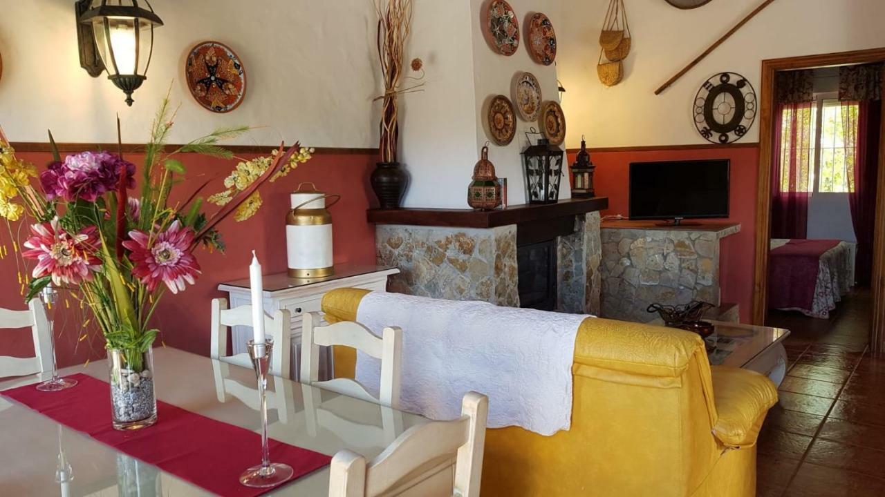 Chalet La Huerta Con Piscina Y Wifi Кониль-де-ла-Фронтера Экстерьер фото